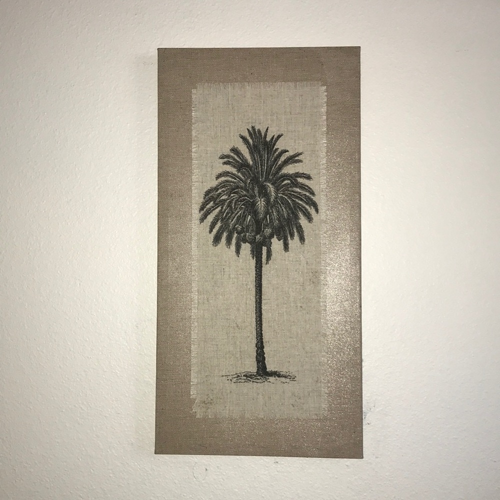 palm tree sign